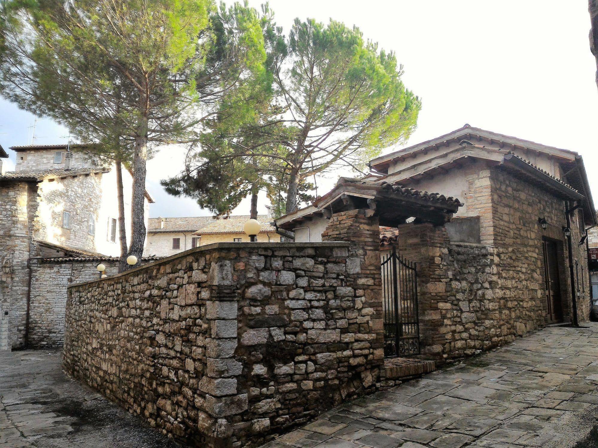 Hotel Tre Ceri Gubbio Exterior foto